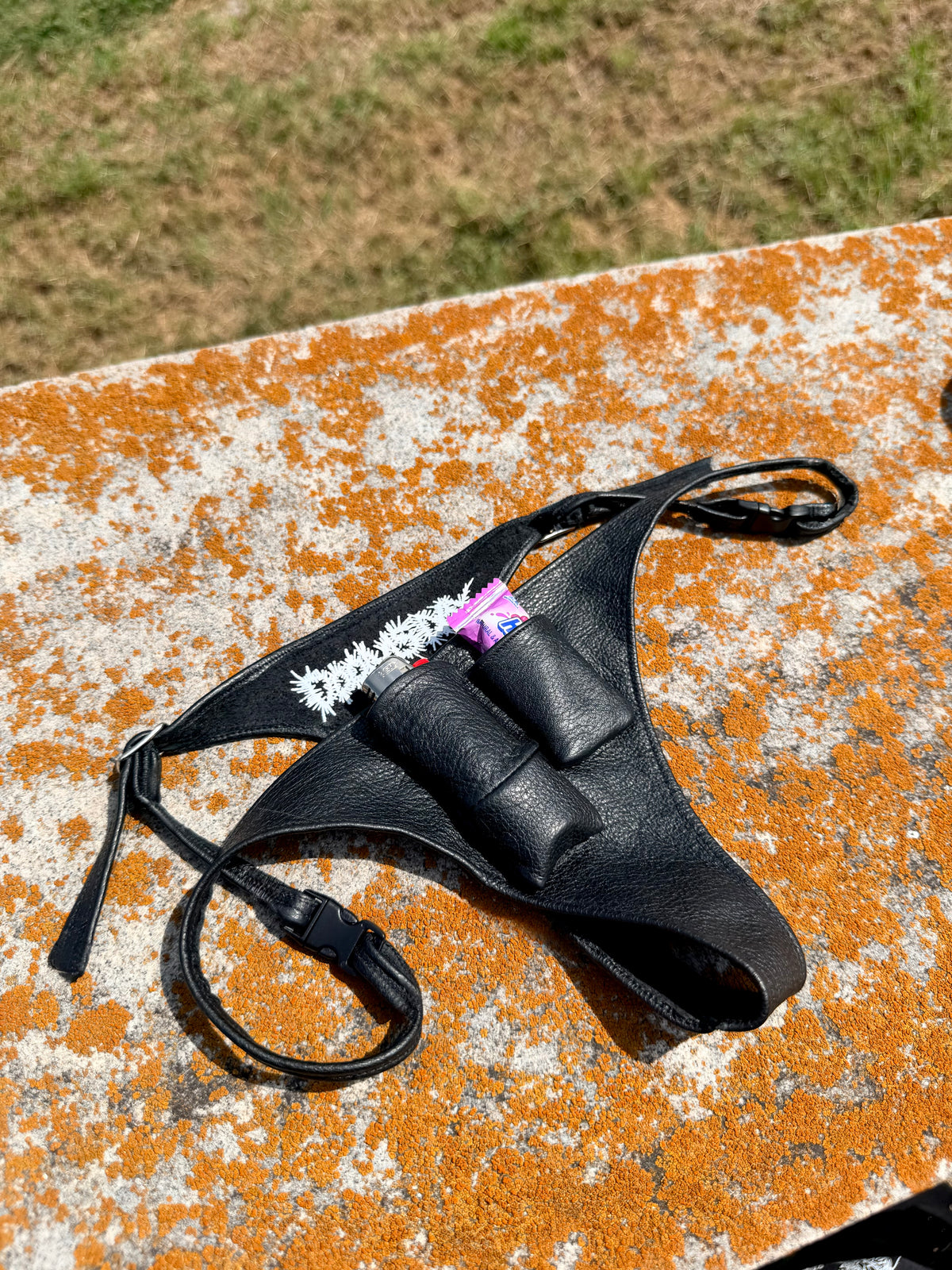 original utility genuine leather thong